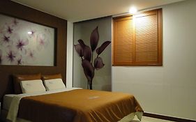 Hotel Nyxfox